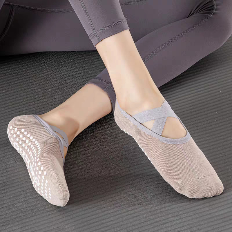 Kaus Kaki Yoga Wanita Profesio - Yoga & Fitness With Faye The Well Being Studio Abbots Langley ulasan dan harga