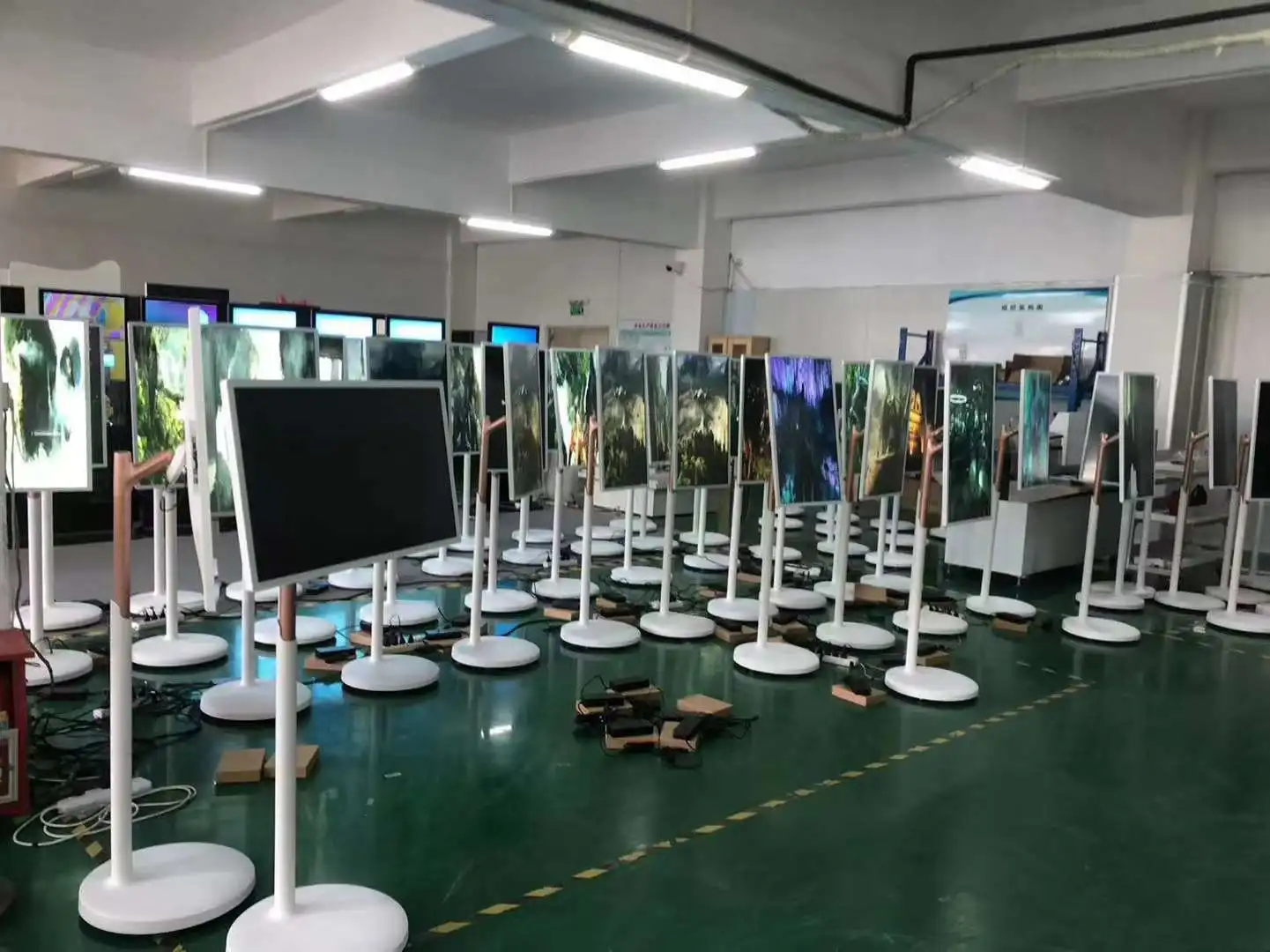 TV Portabel Layar Sentuh 32 In - Yoga Fitness Videos Free ulasan dan harga